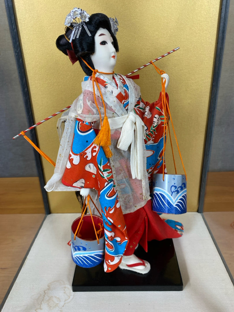 Figurine