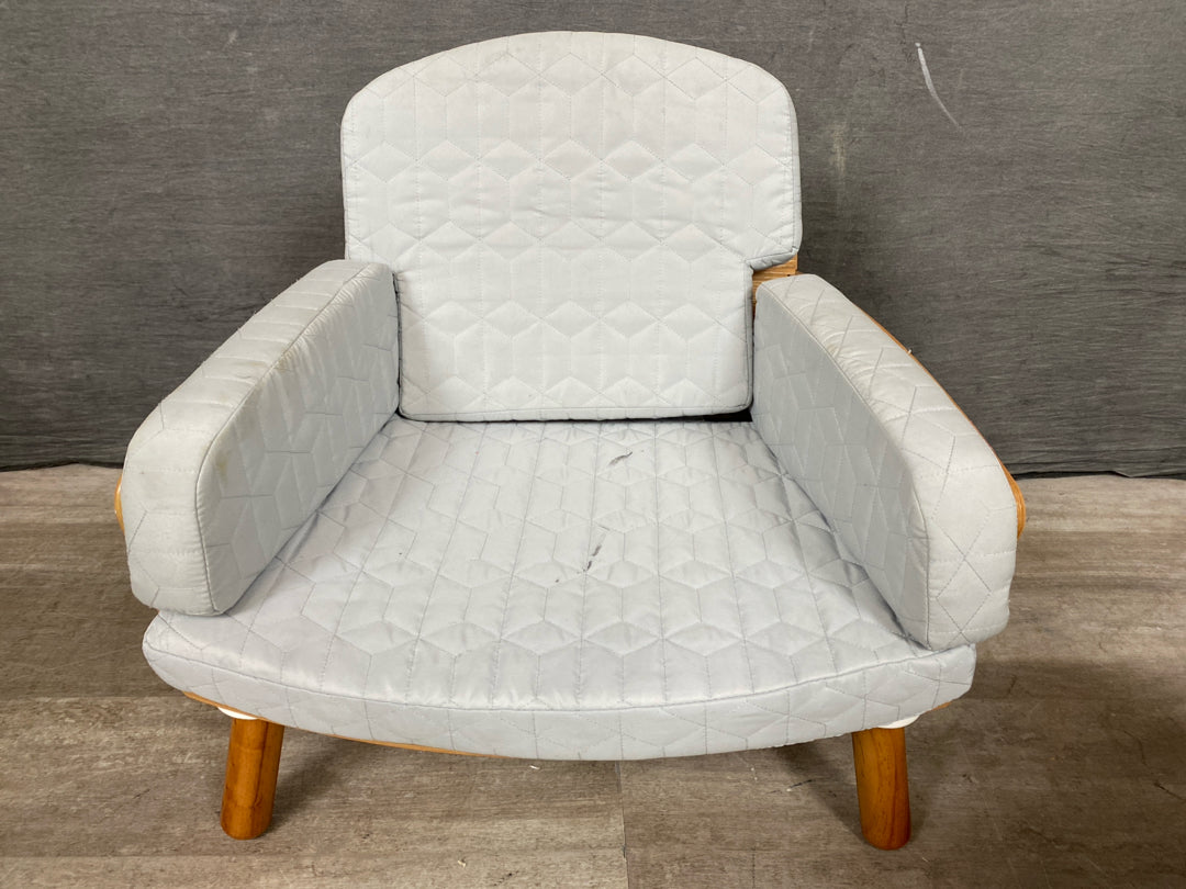 Kid Kraft Accent Chair