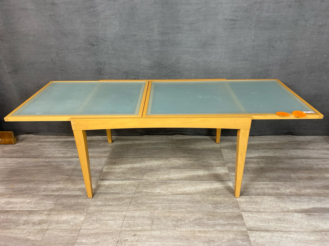 DR Table