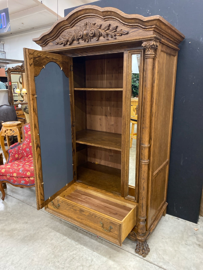 Armoire