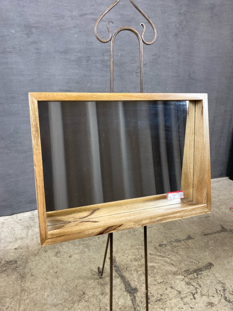 World Market Mirror