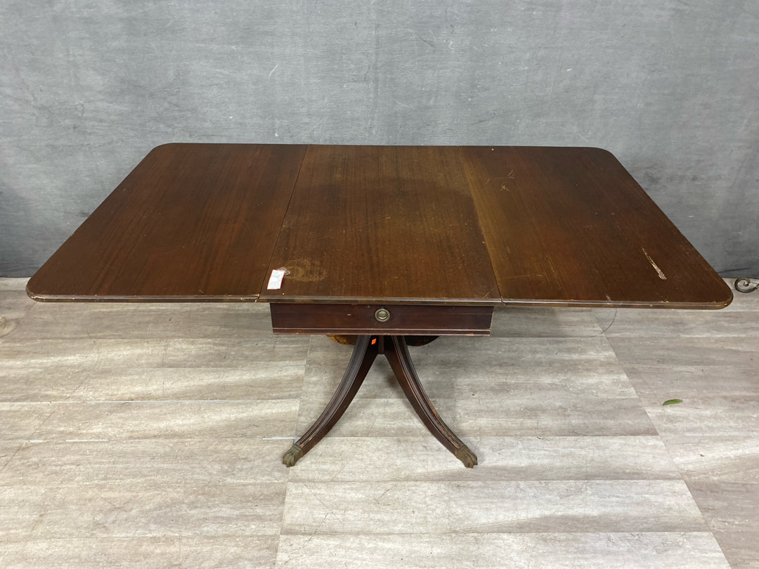 DR Table