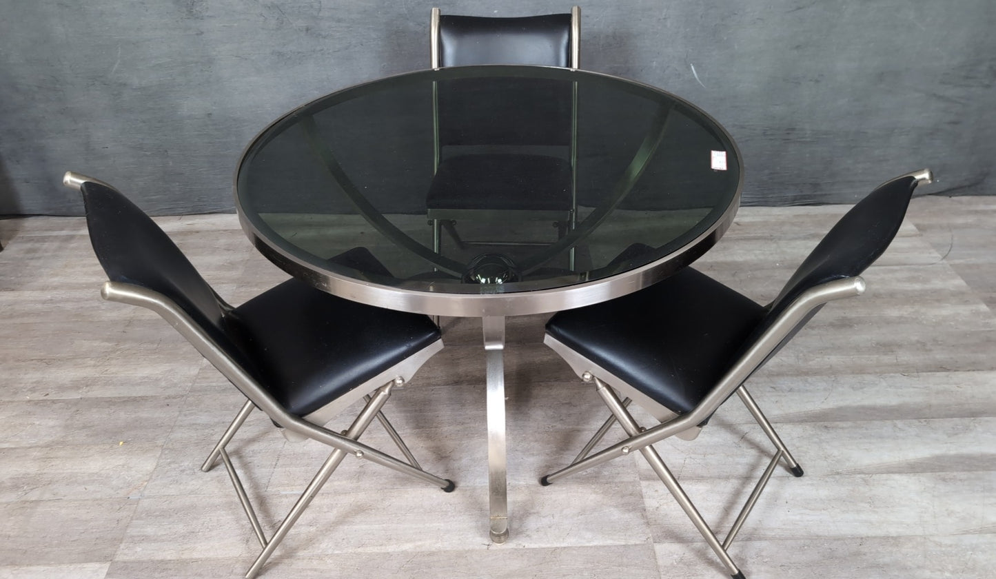 Table with Chairs