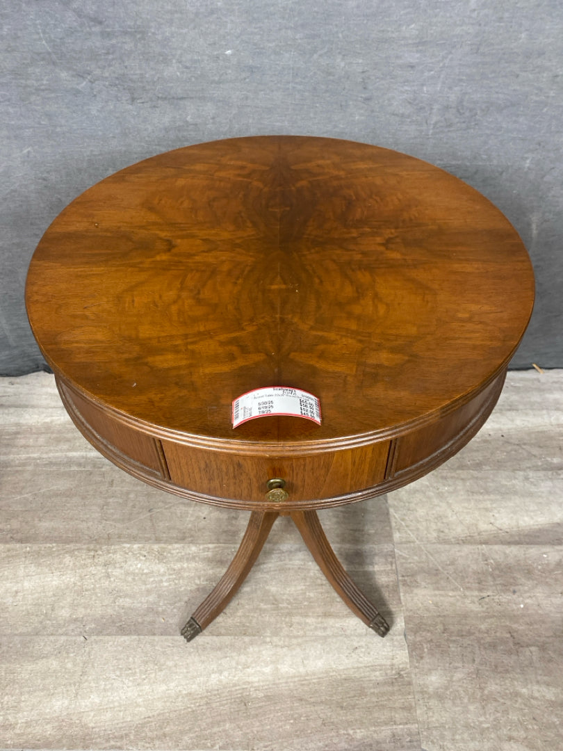Accent Table