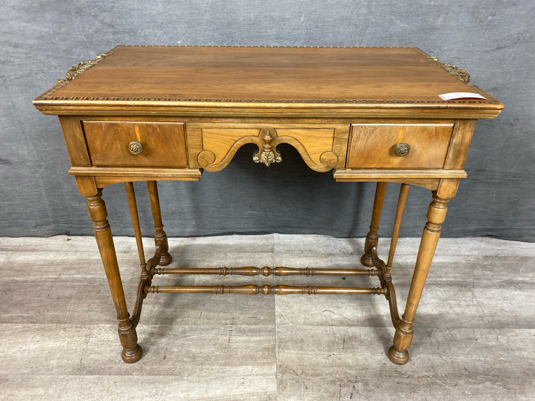 Accent Table