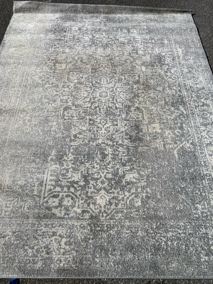 Rug