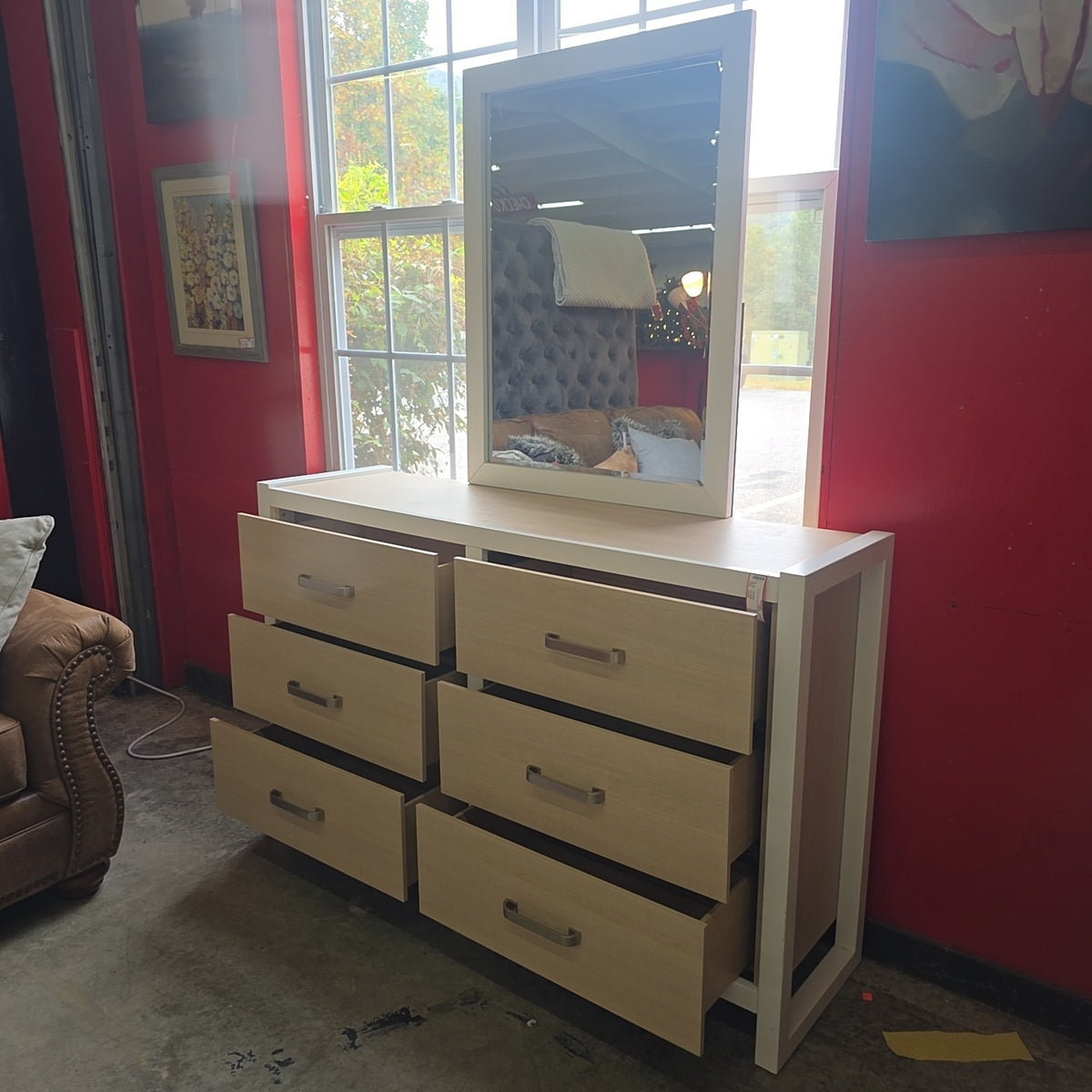 Dresser
