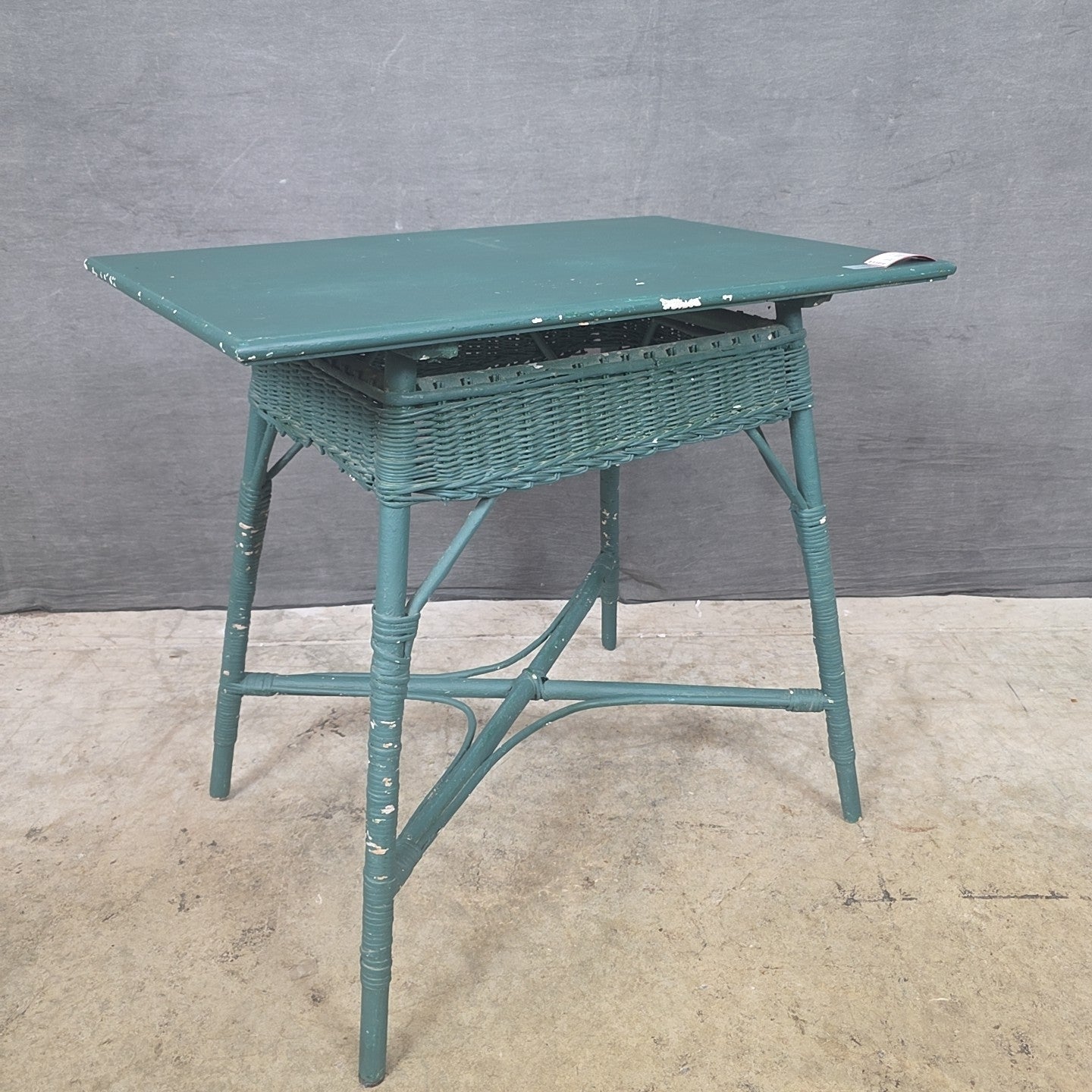 Accent Table