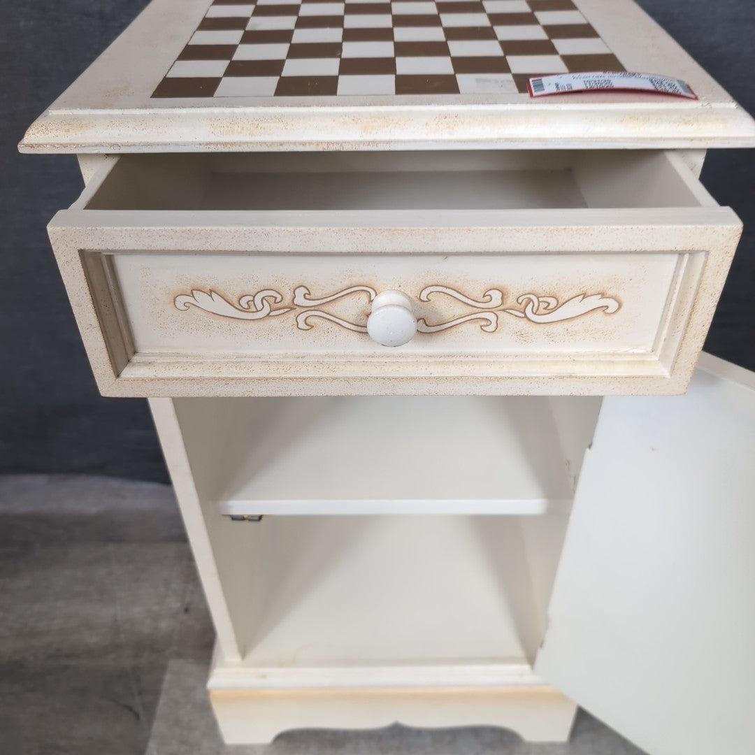 Accent Table