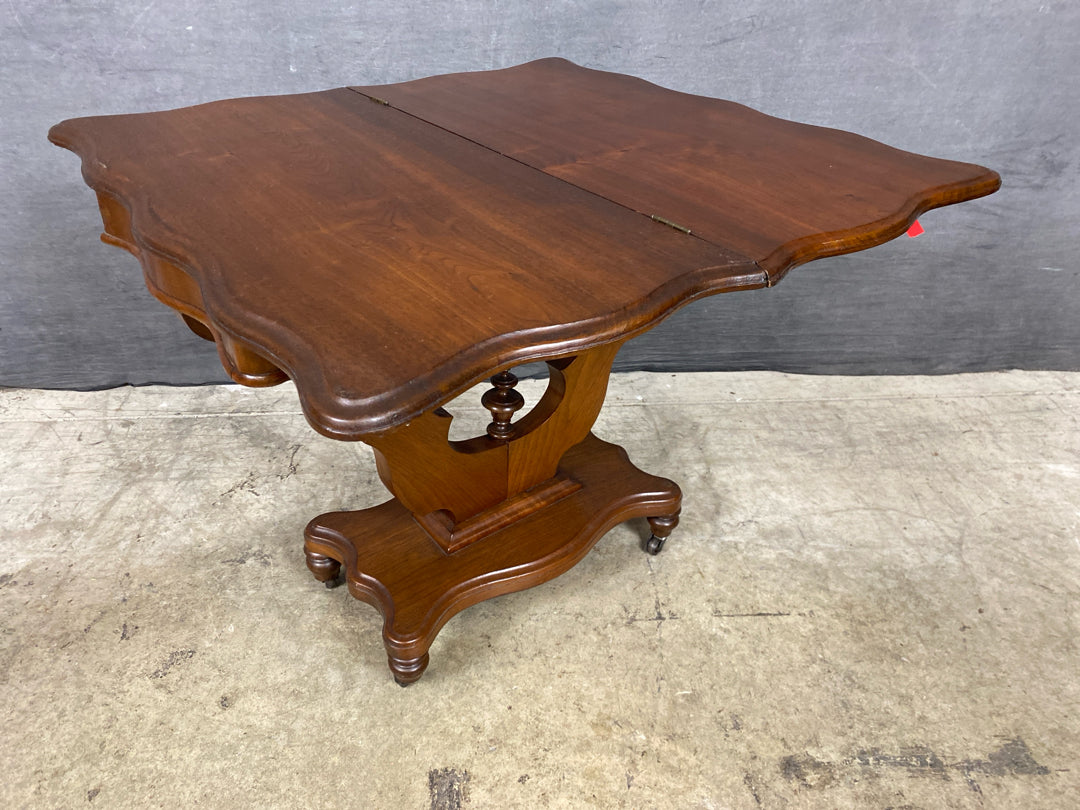 Accent Table