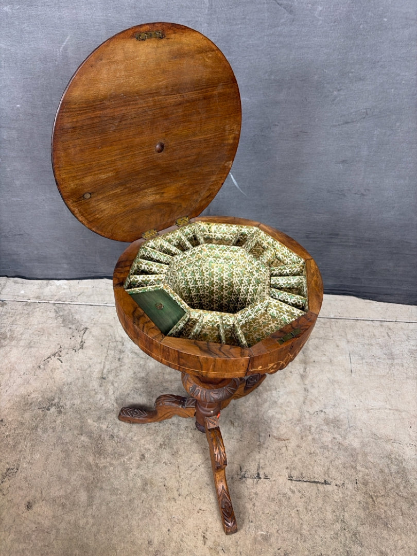 Accent Table