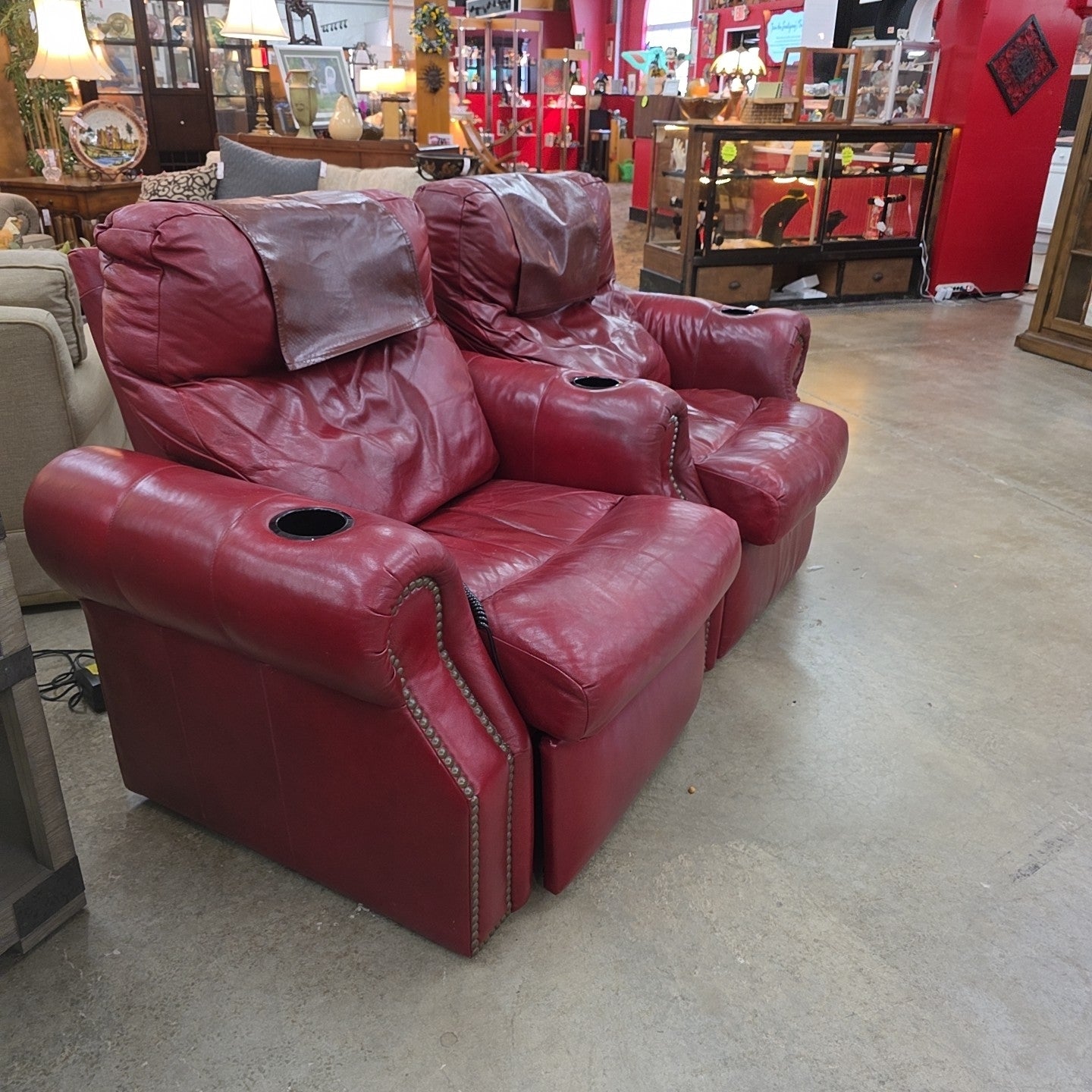 Thomasville Love Seat