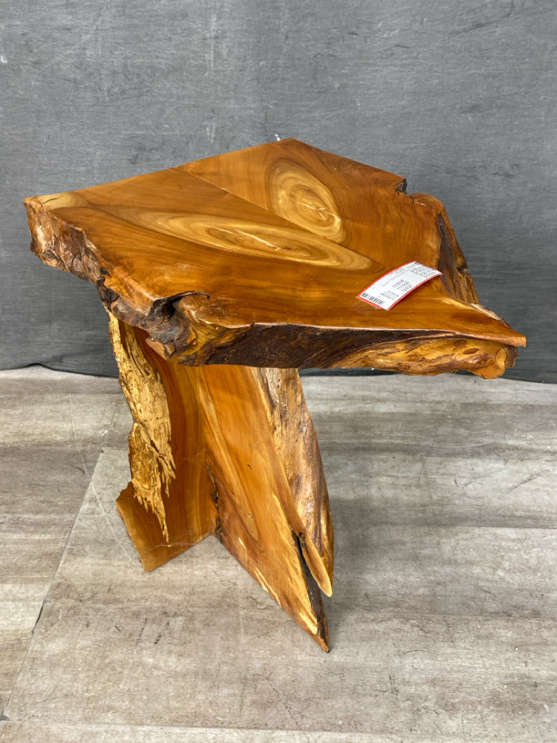 Accent Table