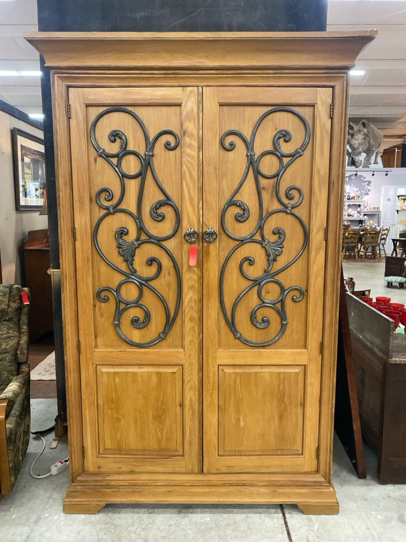 Armoire