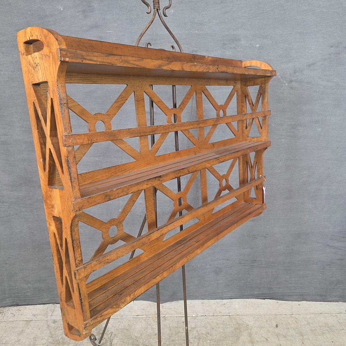 Shelf