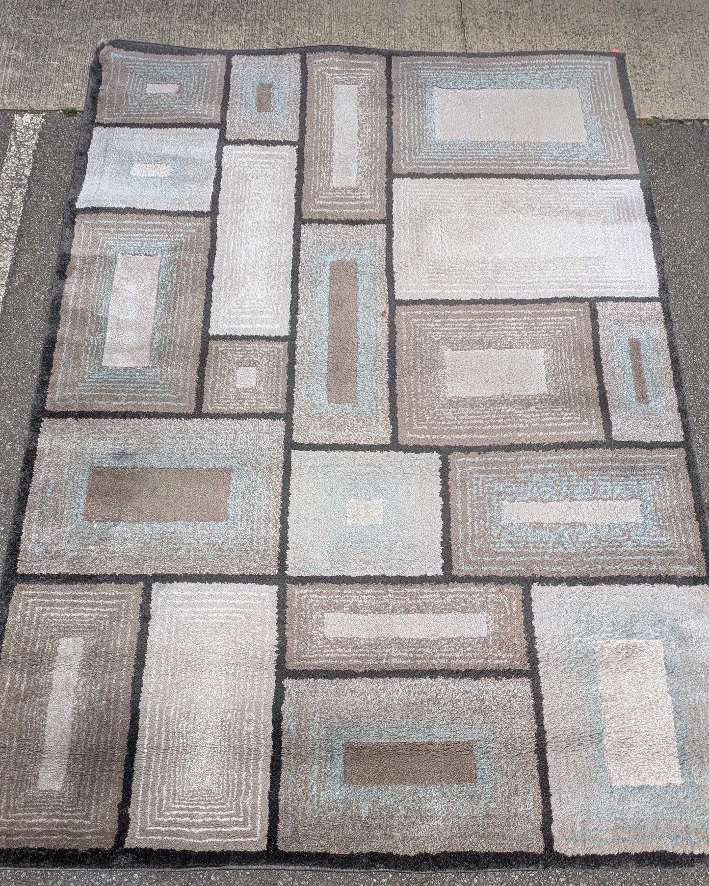 Rug