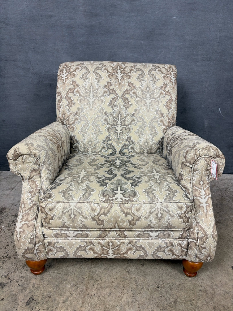 Haverty's Occ Chair