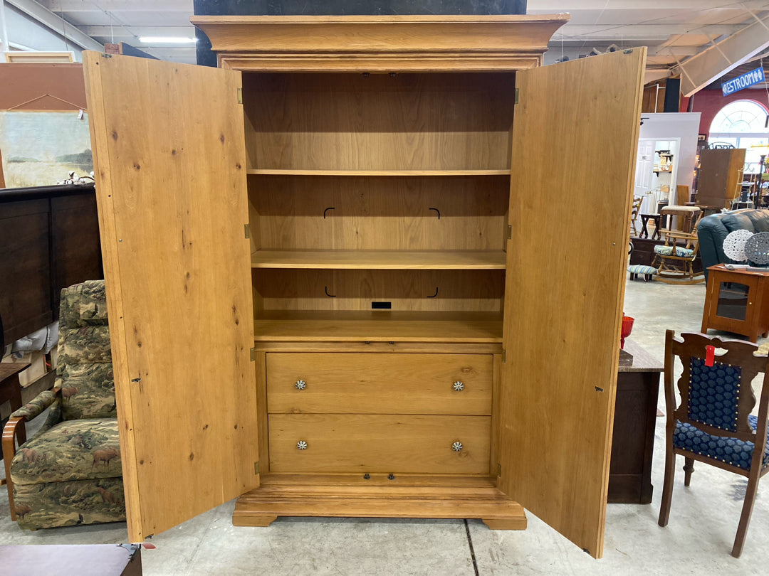 Armoire