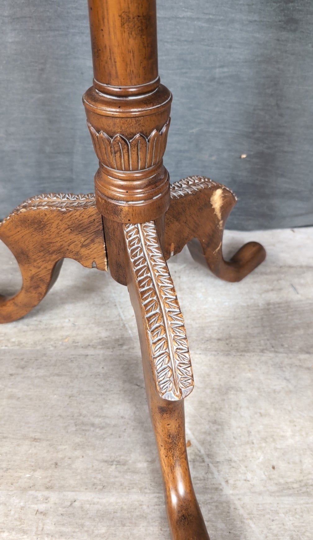 Accent Table