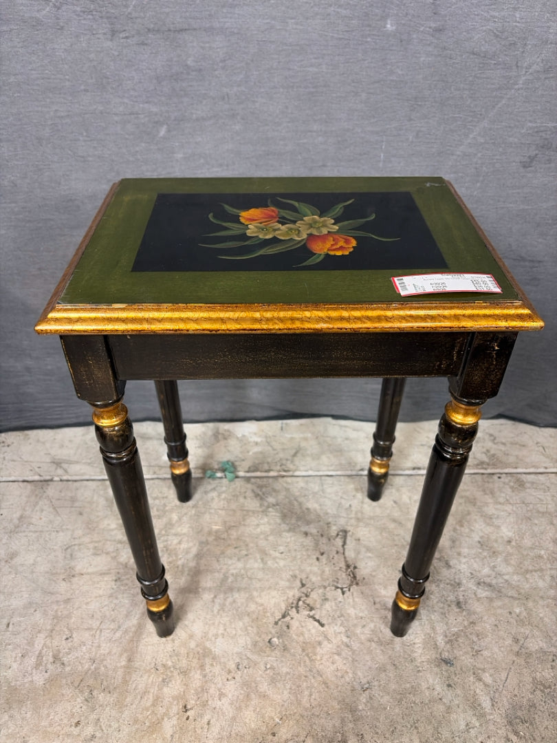 Accent Table