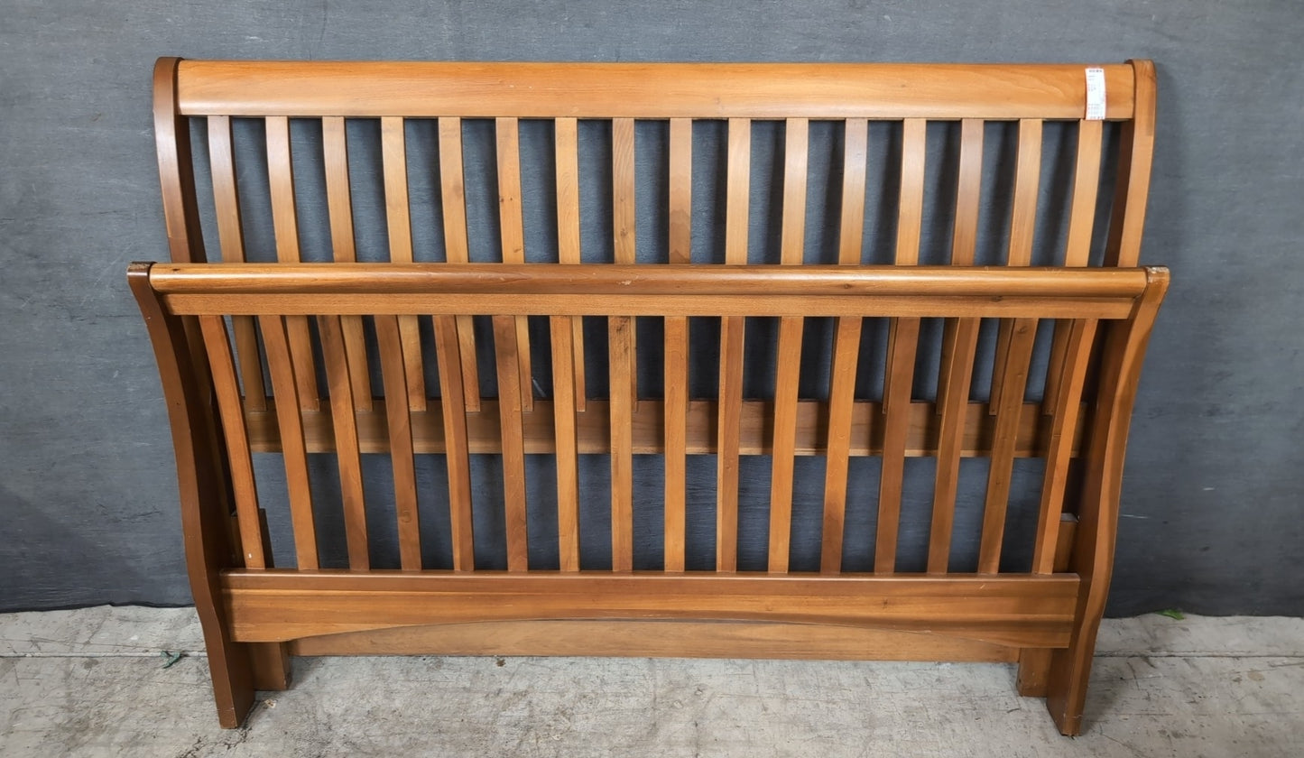 Vaughan Queen Bed