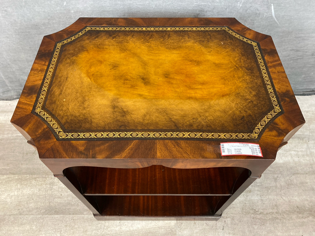 Accent Table