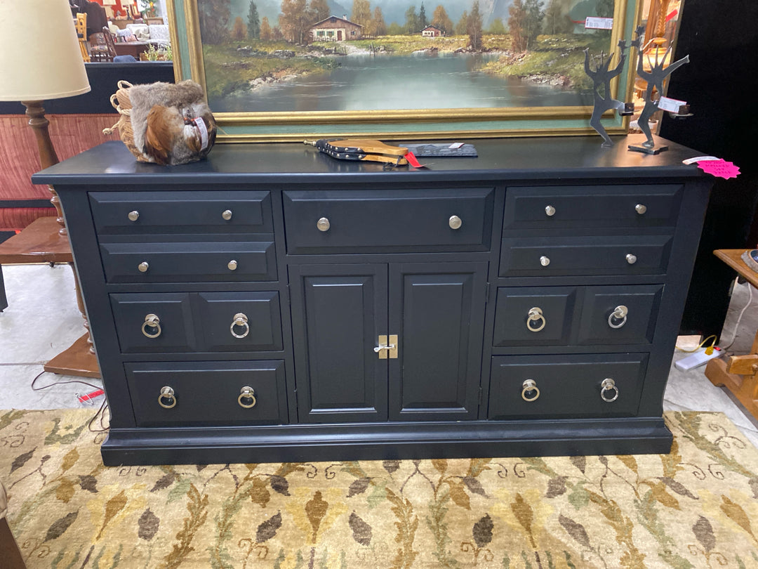 Broyhill Dresser