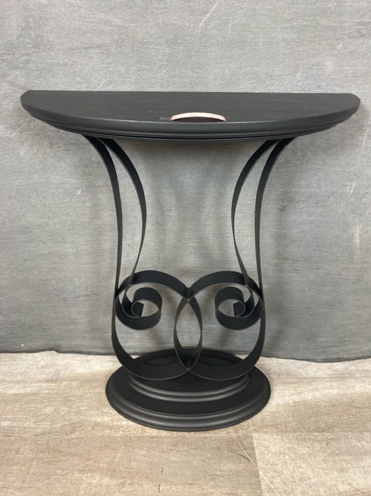 Accent Table