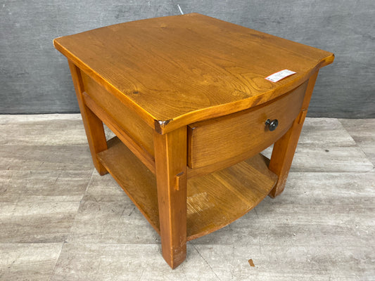 Broyhill End Table
