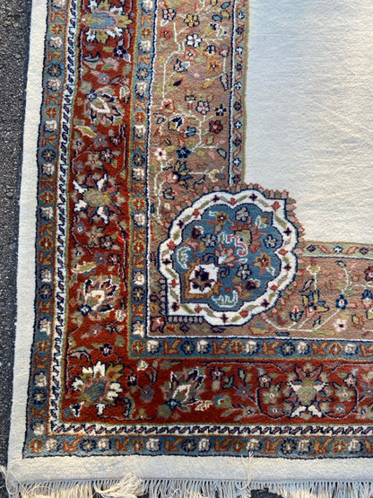 Rug