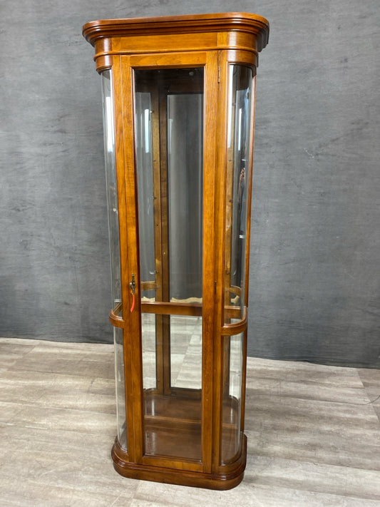 Pulaski Curio