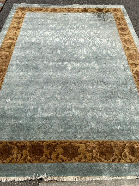Rug