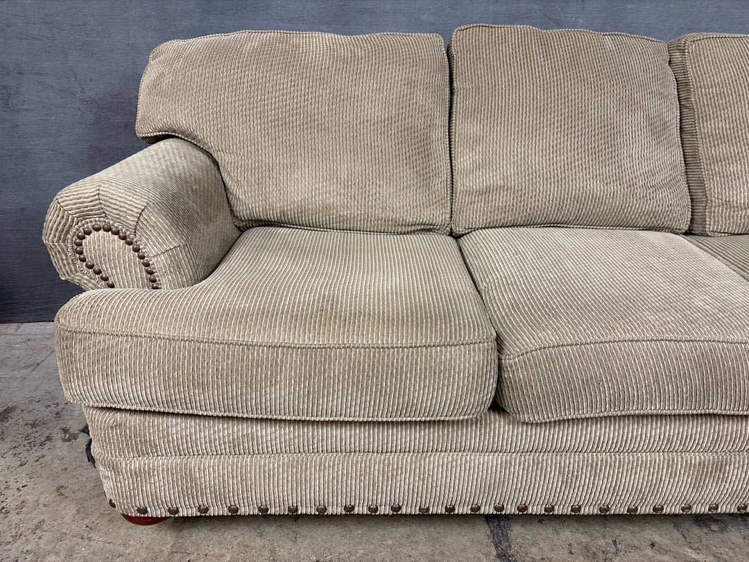 Klaussner Sofa