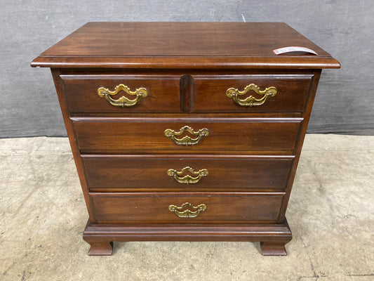 Thomasville Night Stand
