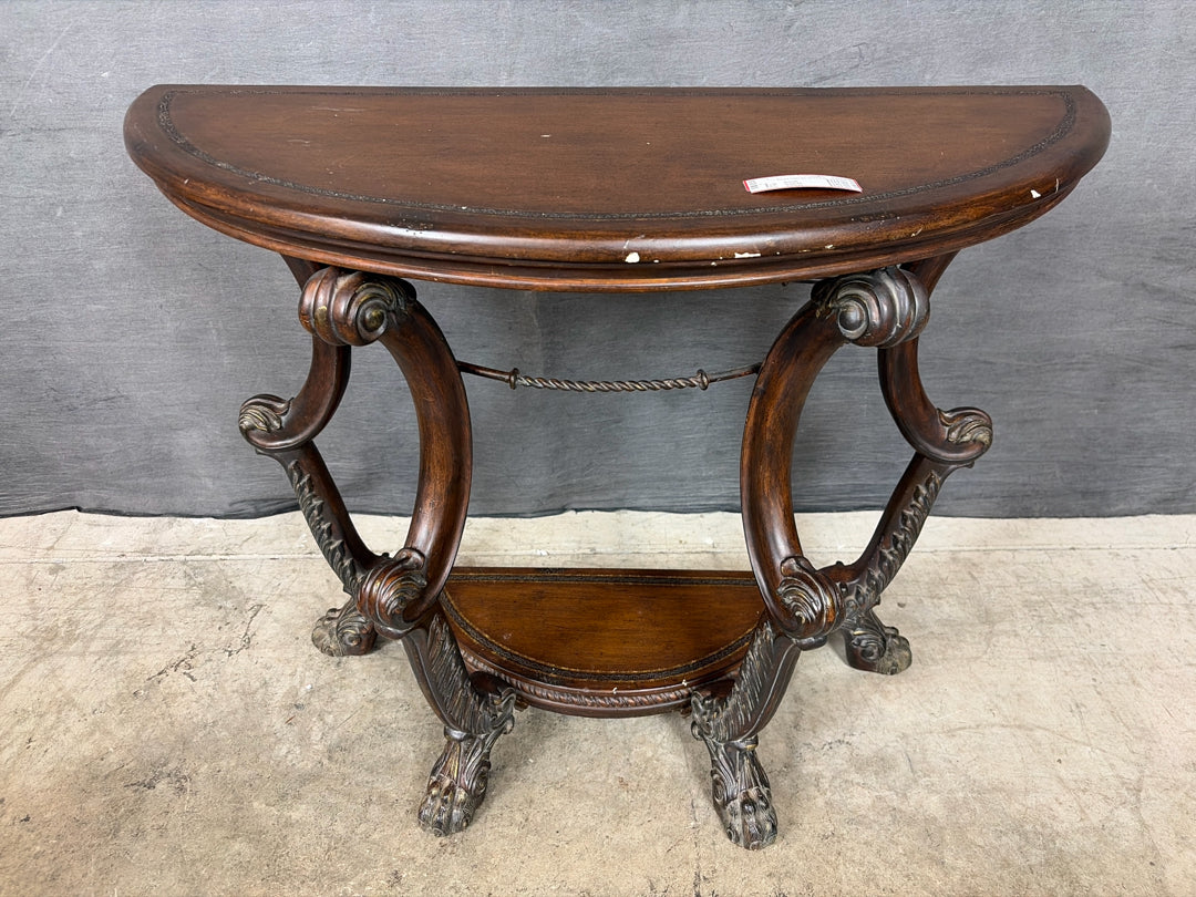 Accent Table
