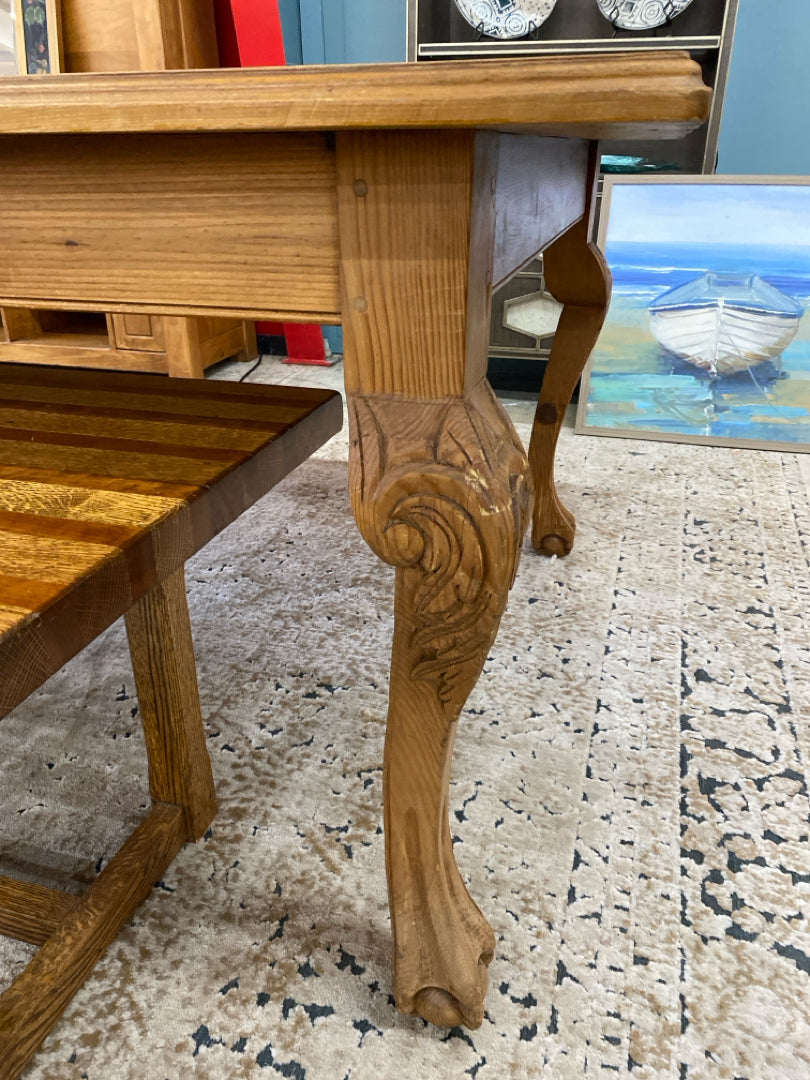 DR Table