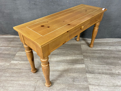 Broyhill Sofa Table