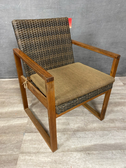 Occ Chair