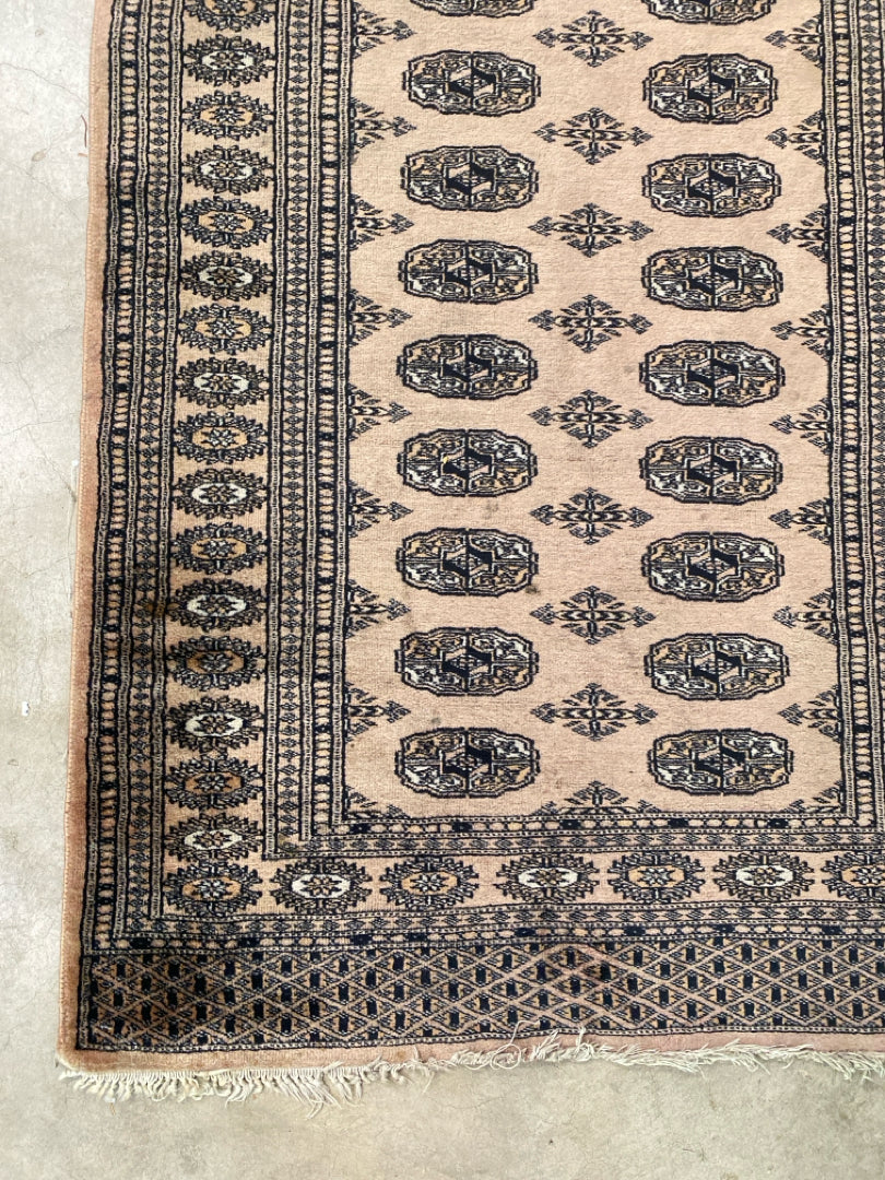 Rug
