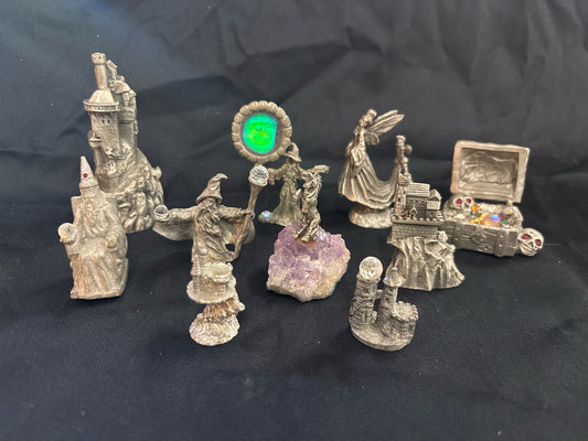 Figurine