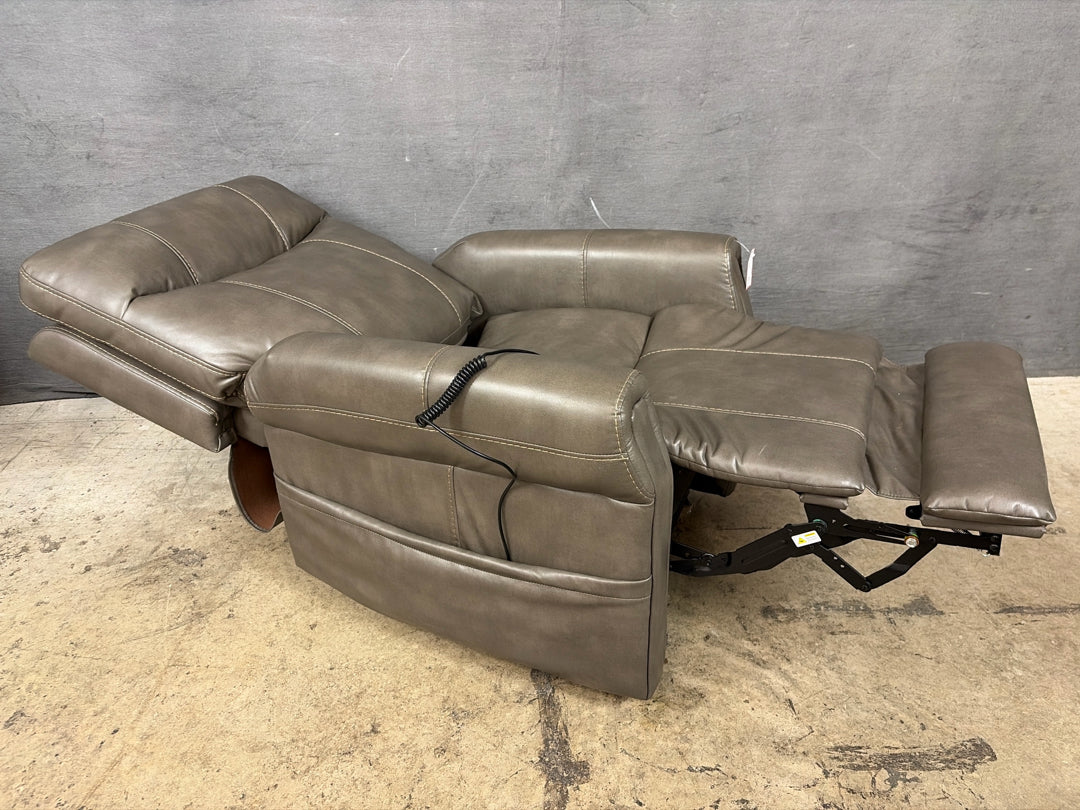 FlexSteel Lift Chair