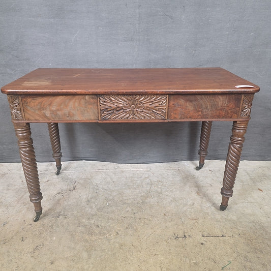 Accent Table