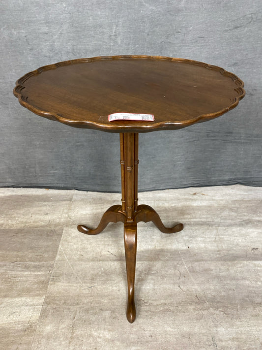 Accent Table