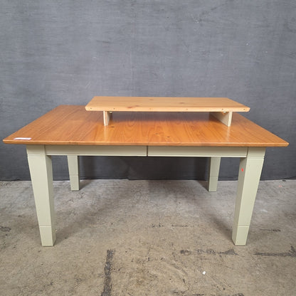 DR Table