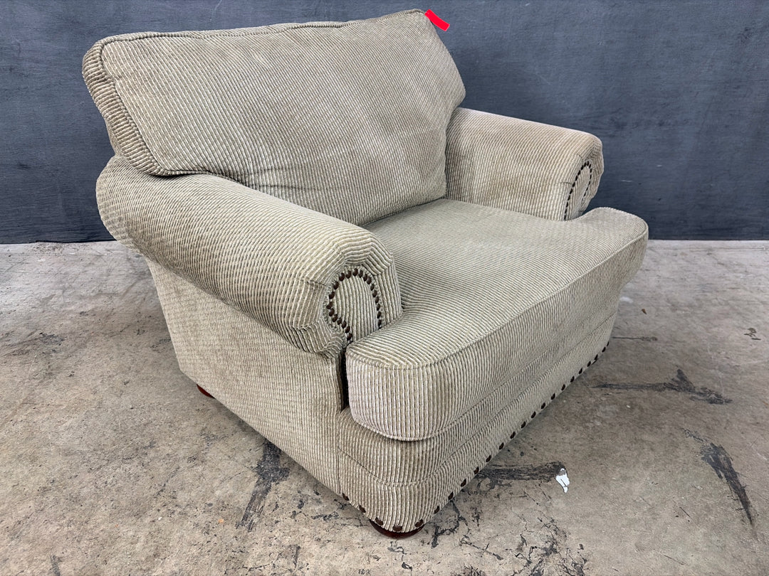 Klaussner OS Chair