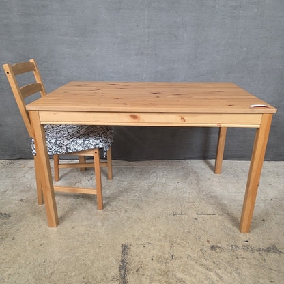 Table with Chairs