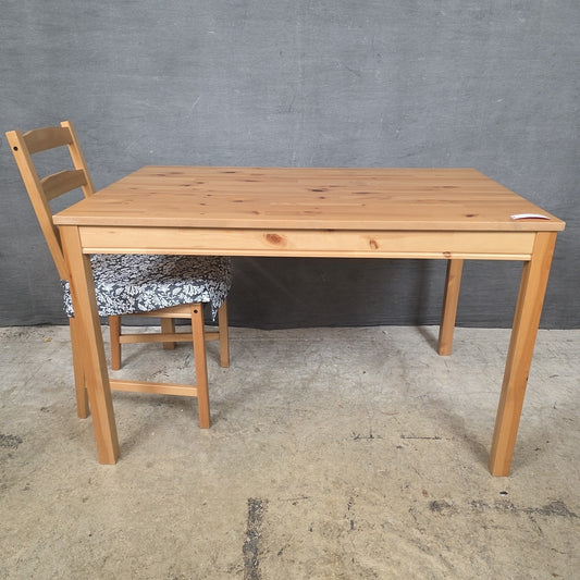 Table with Chairs