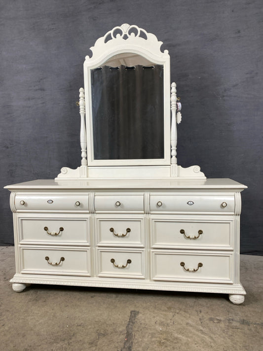 Lexington Dresser