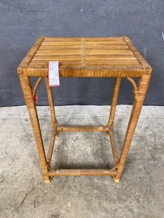 Accent Table