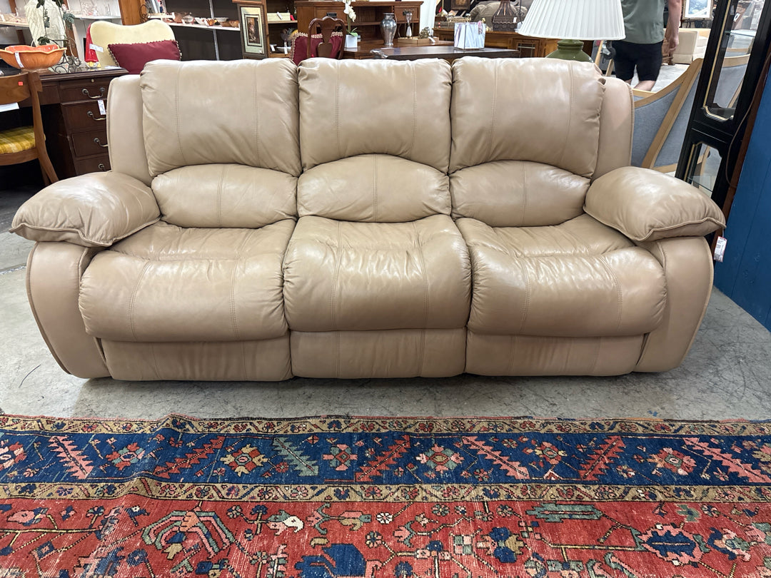Klaussner Sofa